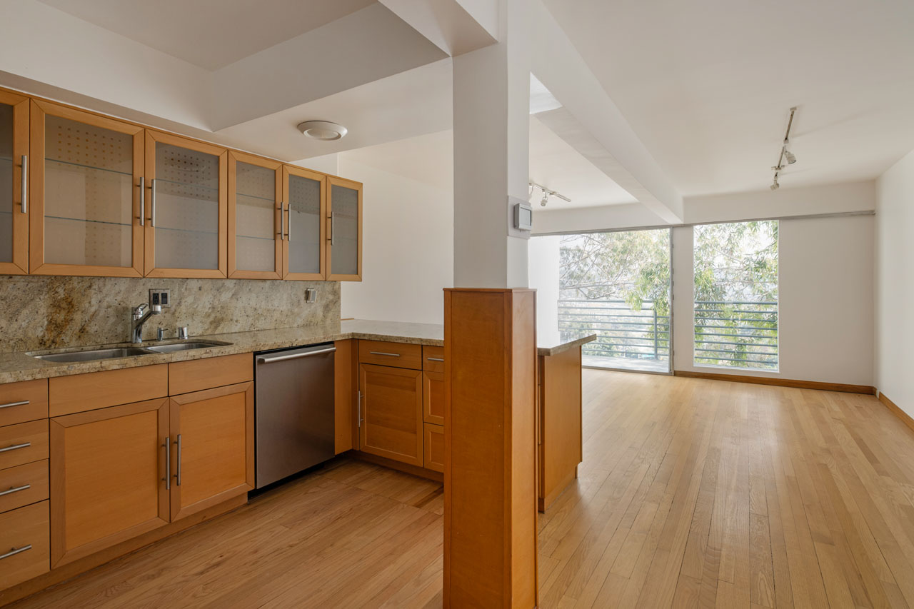 2330 & 2332 Silver Ridge Ave Silver Lake duplex for sale Tracy Do Real Estate