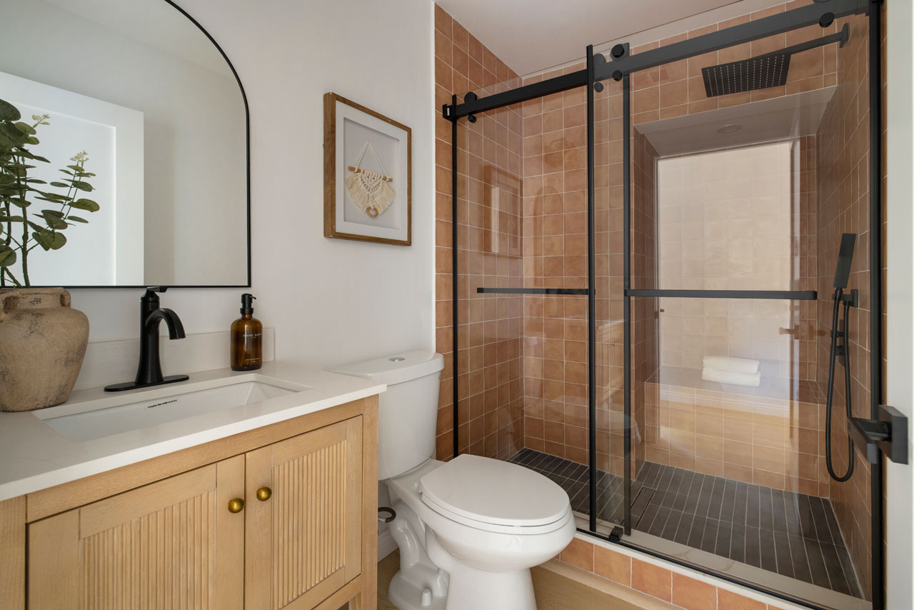 1914 Bellevue Ave Echo Park Bungalow Home for sale Tracy Do Real Estate