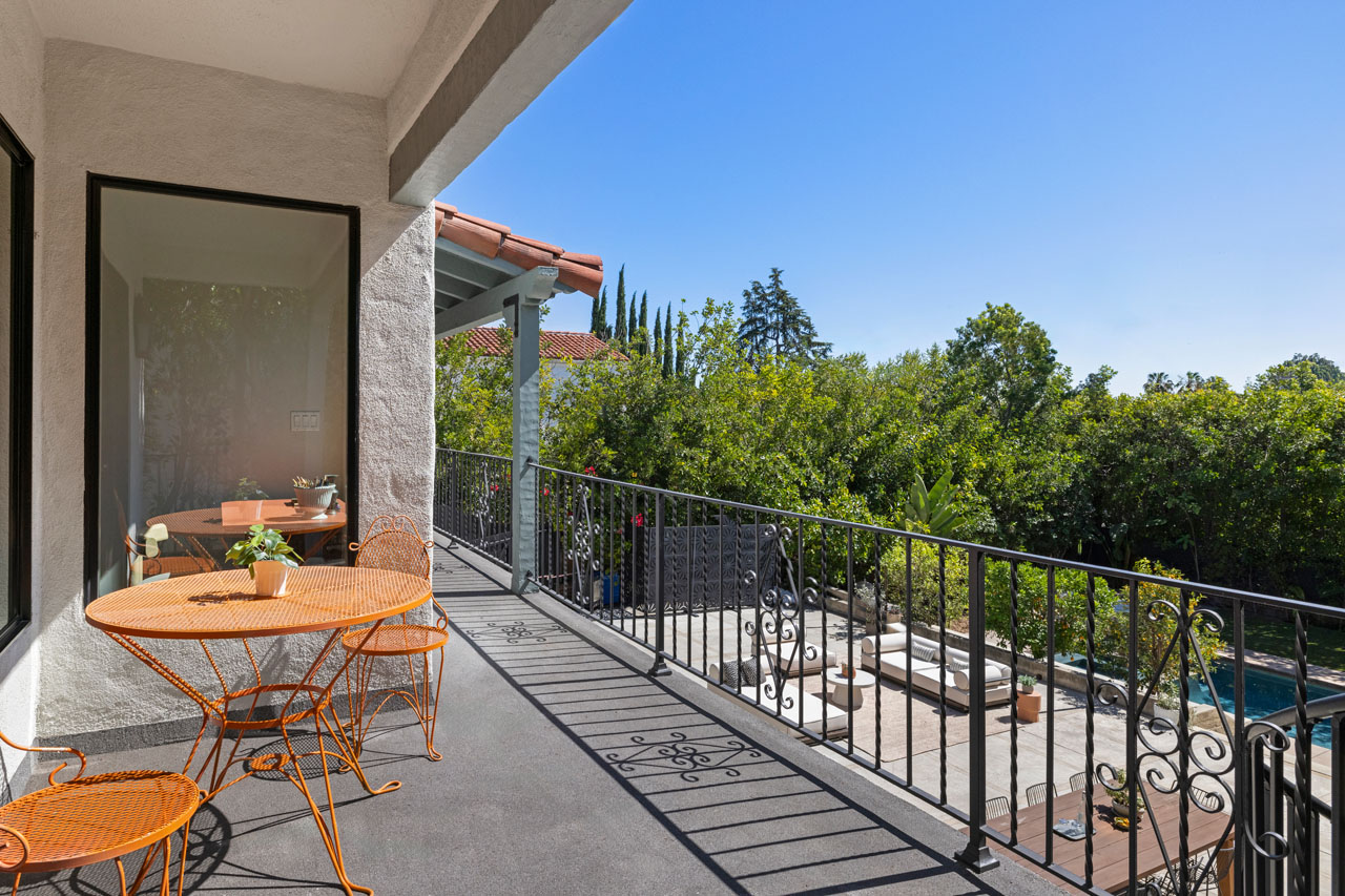 4426 Cromwell Ave Los Feliz home for sale Tracy Do Real Estate