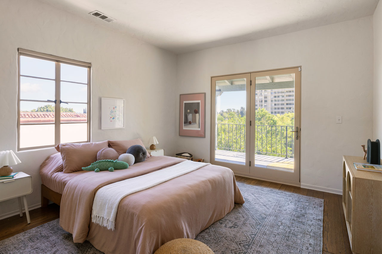 4426 Cromwell Ave Los Feliz home for sale Tracy Do Real Estate