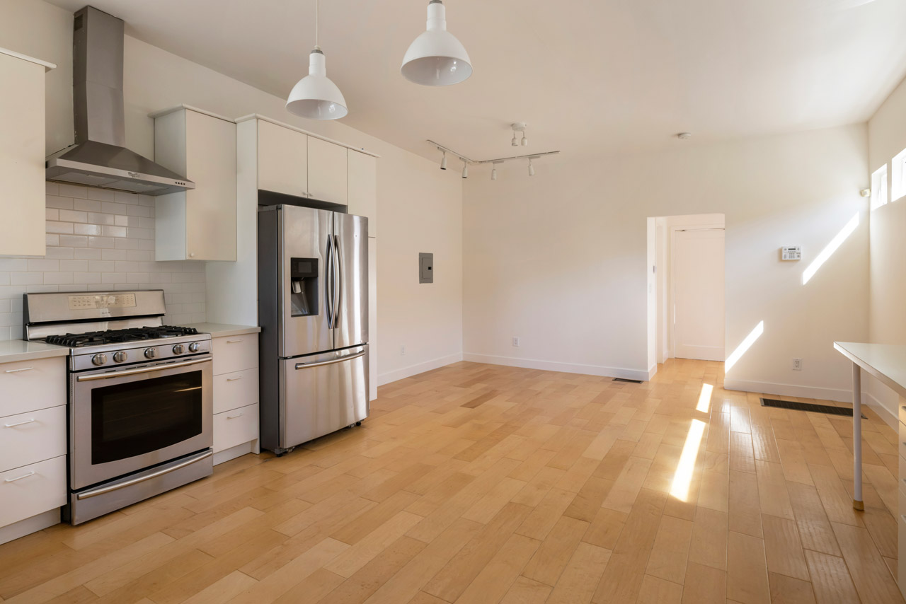 2822 & 2824 Johnston St Lincoln Heights Duplex for Sale Tracy Do Real Estate