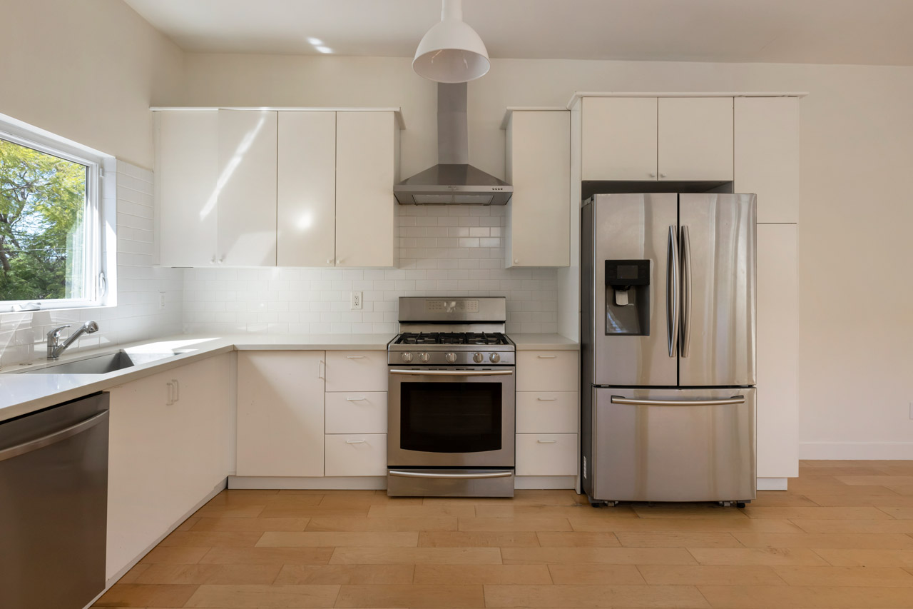 2822 & 2824 Johnston St Lincoln Heights Duplex for Sale Tracy Do Real Estate