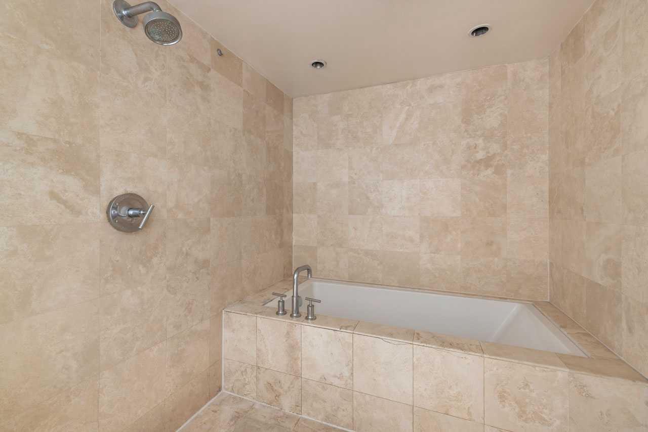 2330 & 2332 Silver Ridge Ave Silver Lake duplex for sale Tracy Do Real Estate