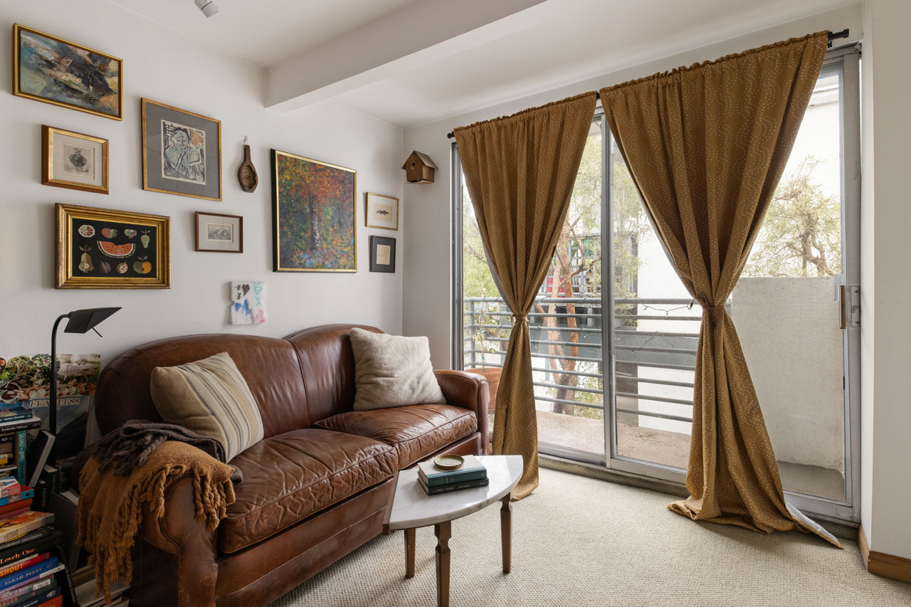 2330 & 2332 Silver Ridge Ave Silver Lake duplex for sale Tracy Do Real Estate