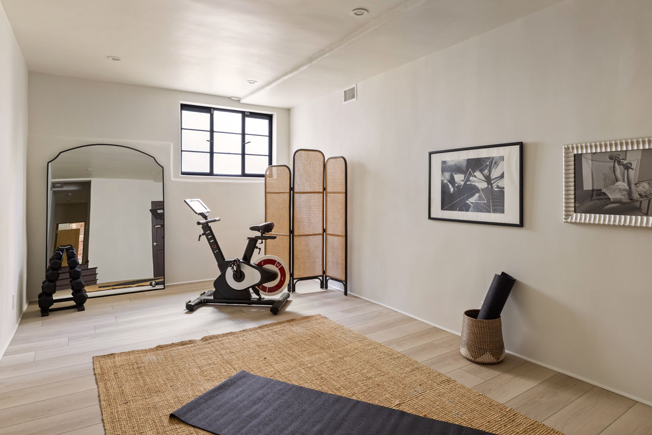 4426 Cromwell Ave Los Feliz home for sale Tracy Do Real Estate