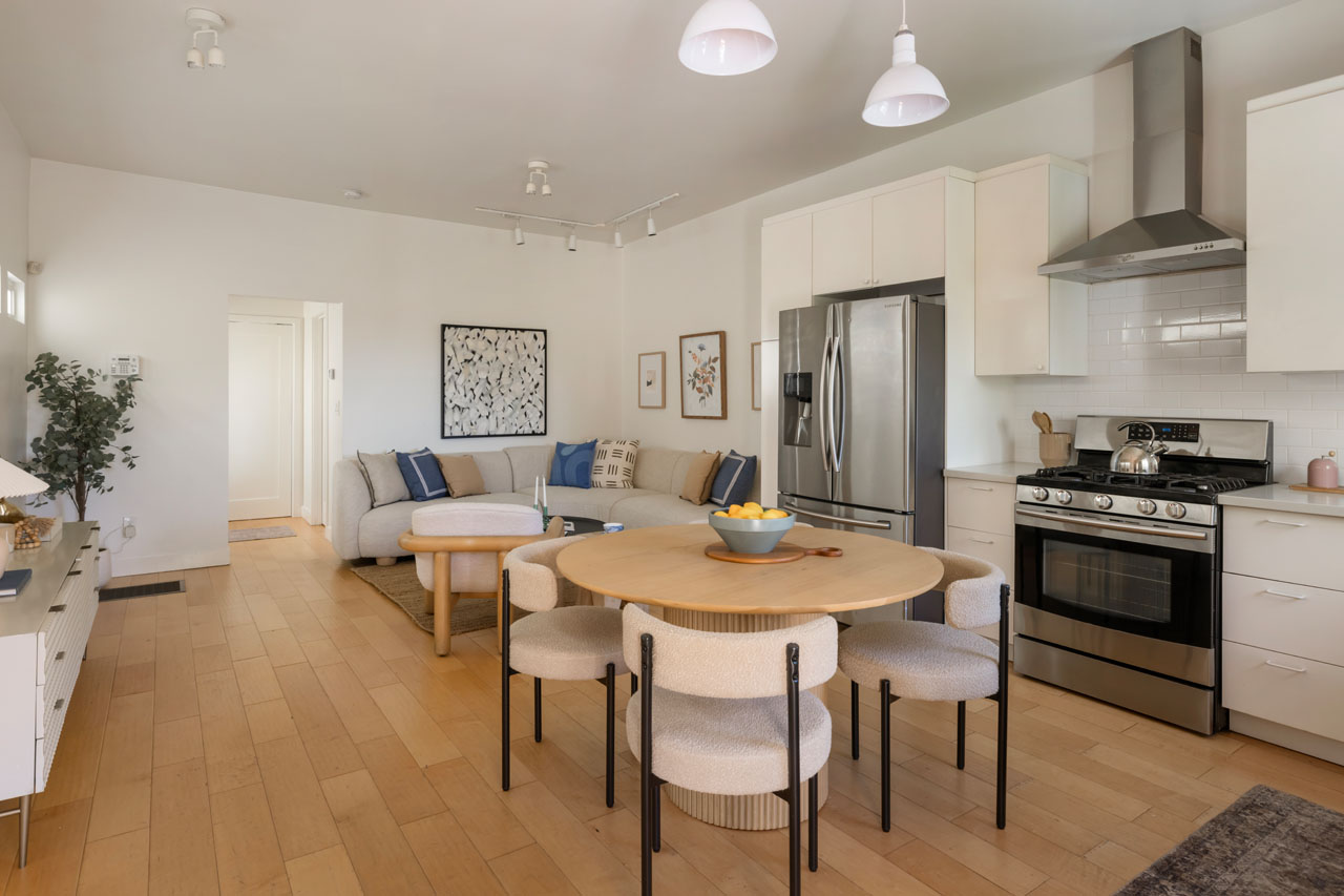 2822 & 2824 Johnston St Lincoln Heights Duplex for Sale Tracy Do Real Estate