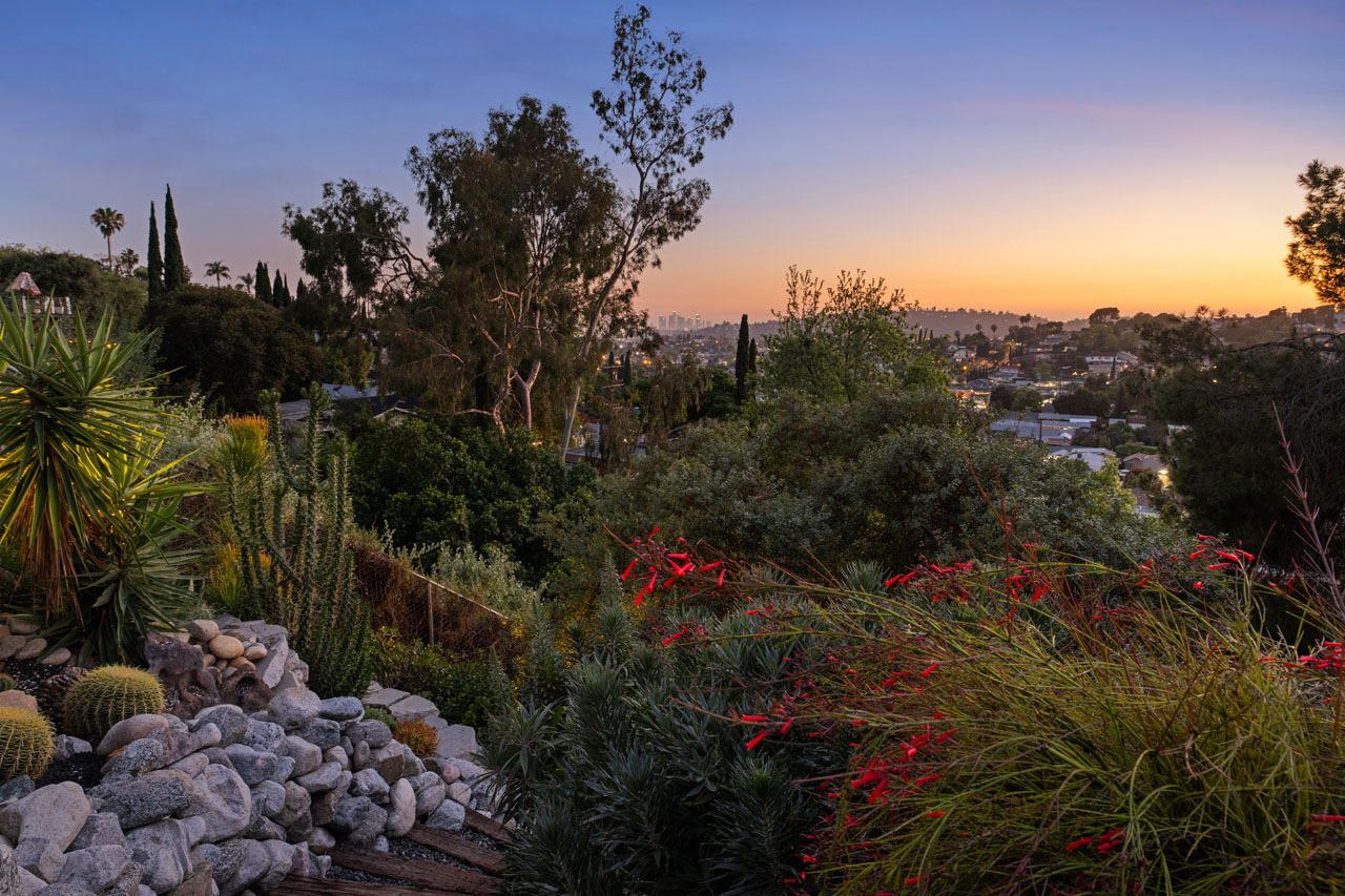 523 Marie Ave Highland Park mid-century modern style home for sale Tracy Do Real Estate
