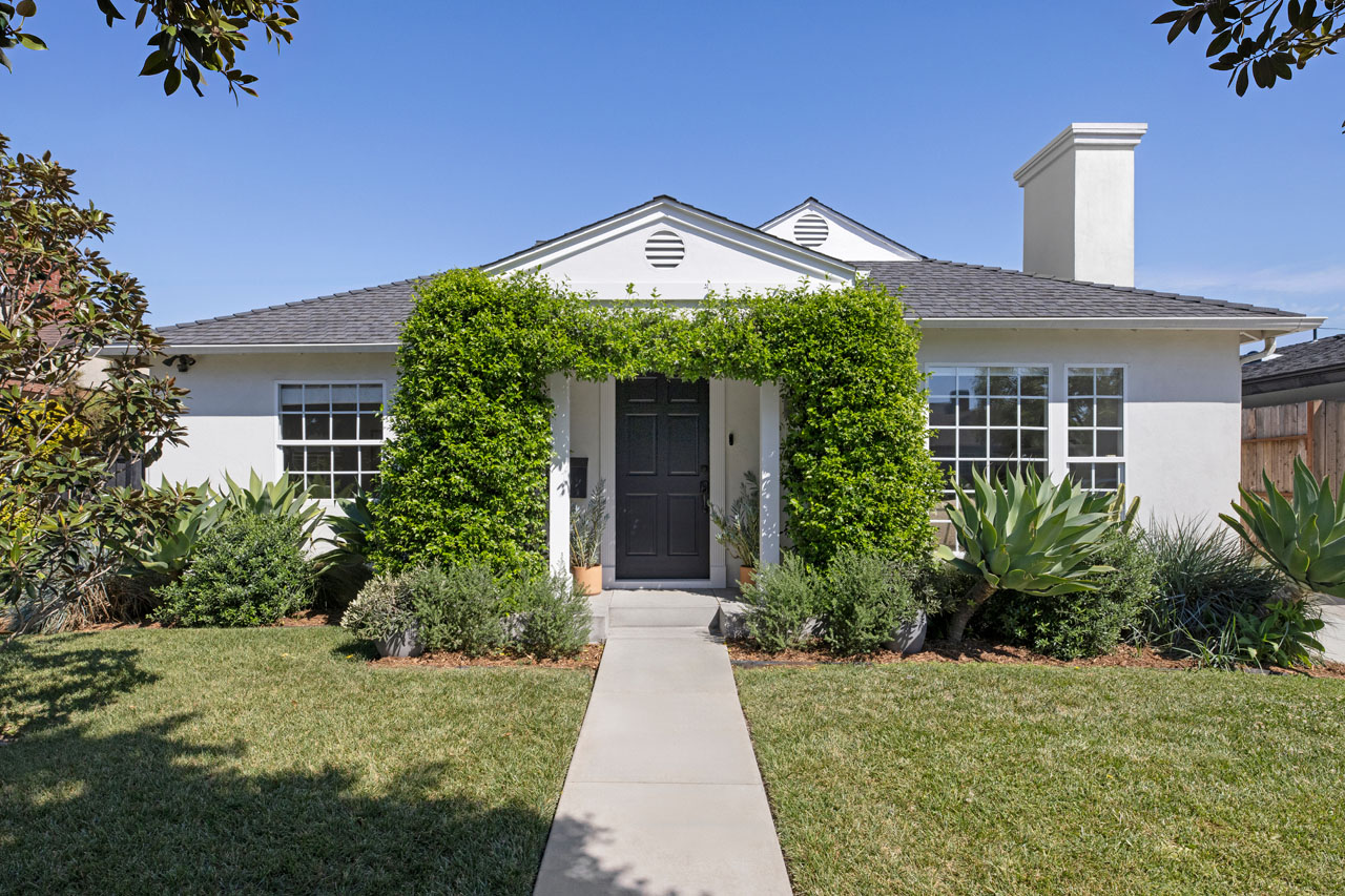 3712 S Muirfield Rd Crenshaw Manor home for Sale Tracy Do Real Estate