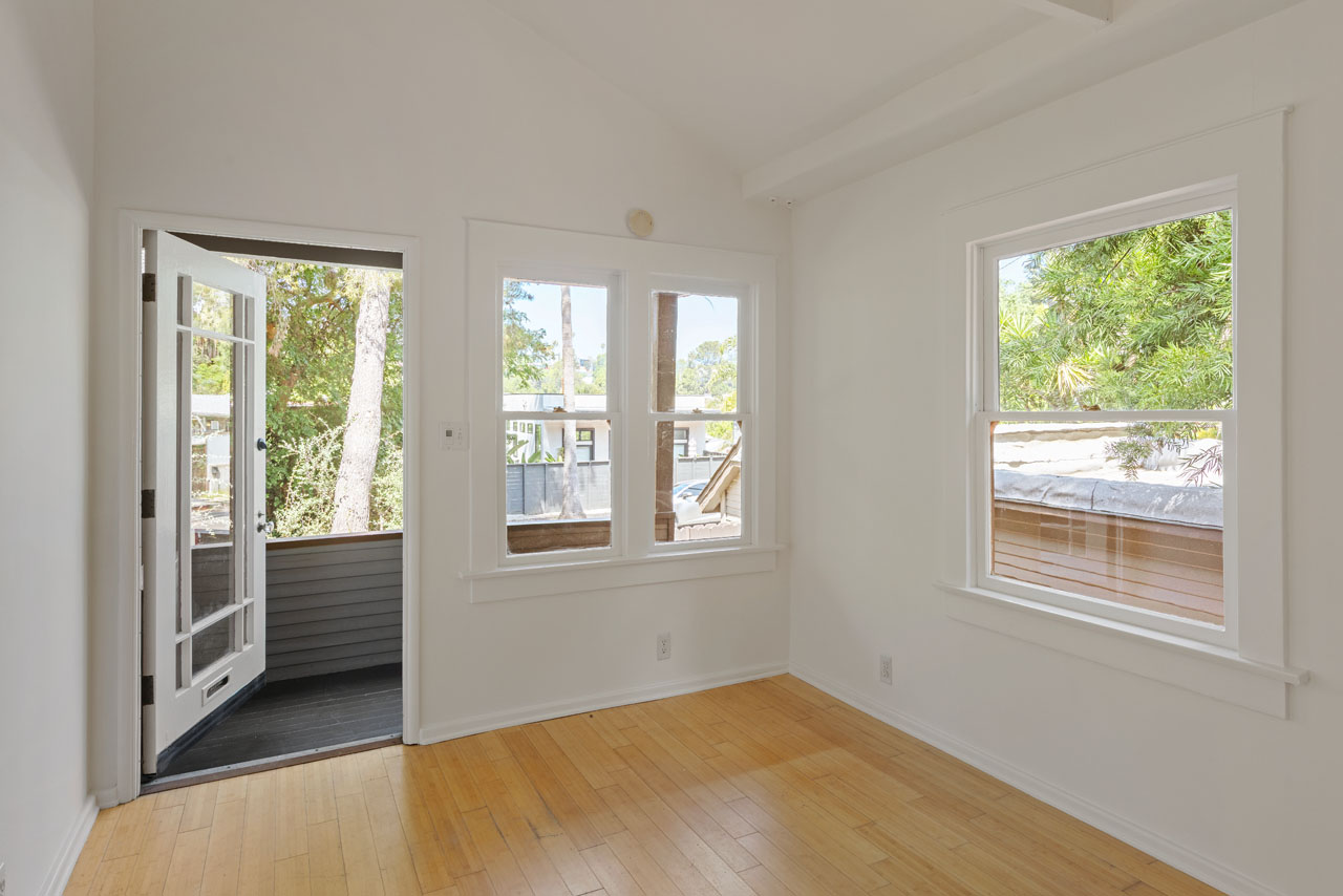 1448 Angelus Ave Silver Lake Bungalow home for lease Tracy Do Real Estate