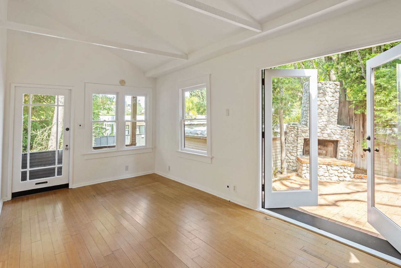 1448 Angelus Ave Silver Lake Bungalow home for lease Tracy Do Real Estate