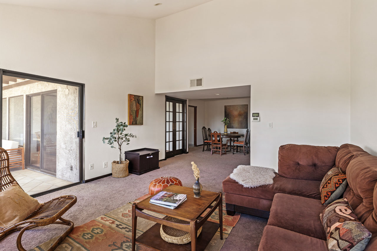 1325 Valley View Rd #304 Glendale Condo for Sale Tracy Do Real Estate