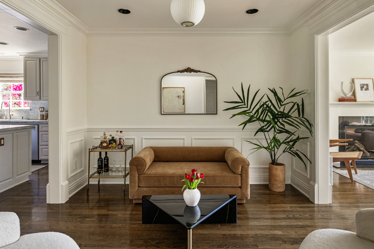 3712 S Muirfield Rd Crenshaw Manor home for Sale Tracy Do Real Estate