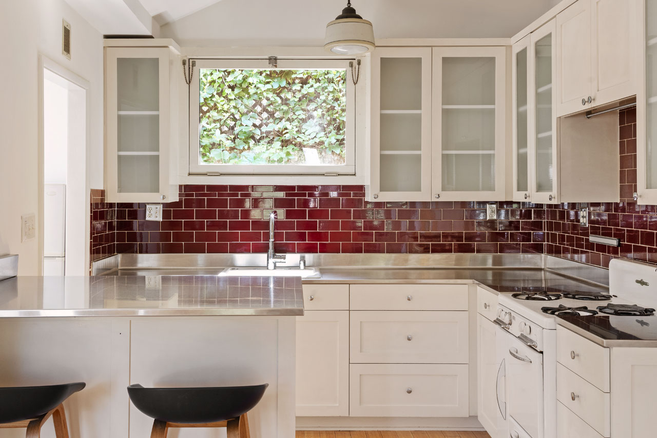 1448 Angelus Ave Silver Lake Bungalow home for lease Tracy Do Real Estate