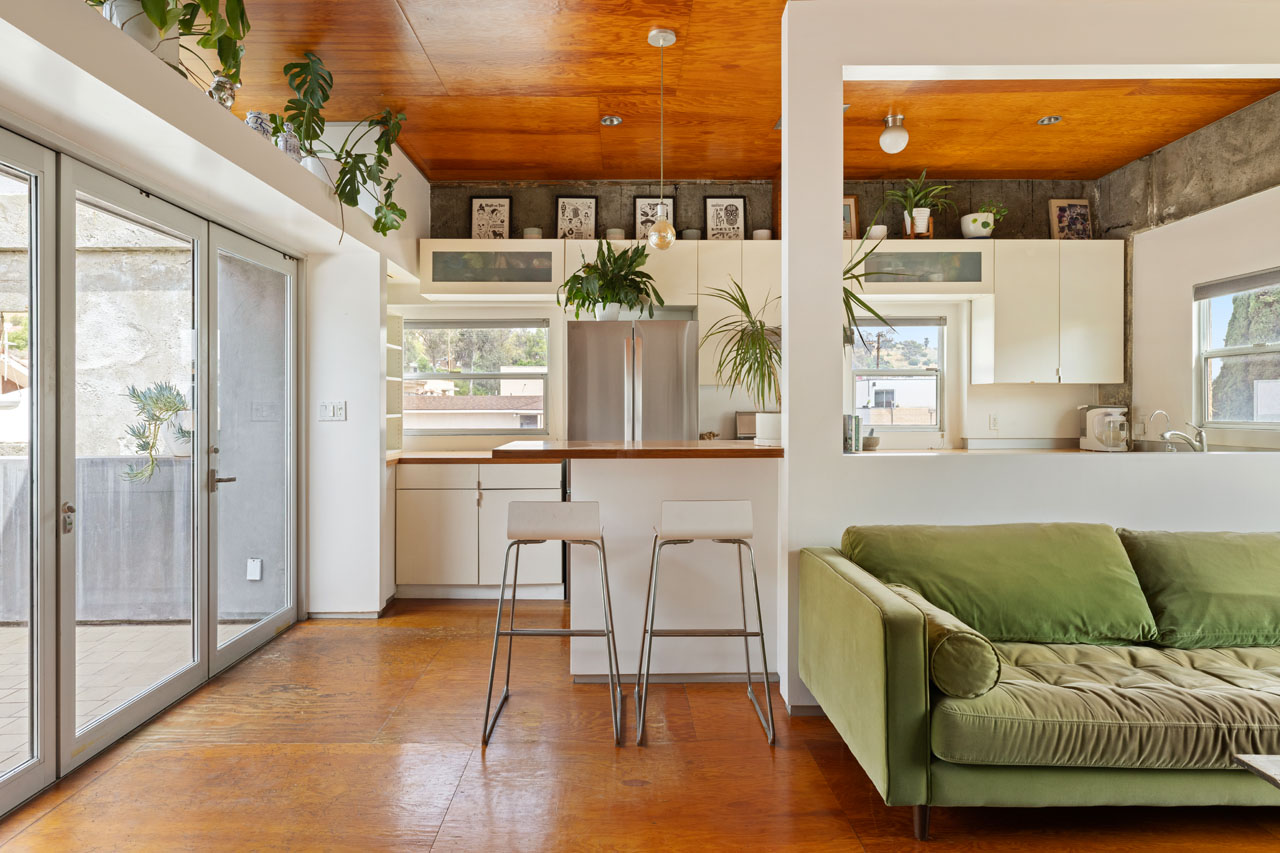 977 Chung King Rd Chinatown Mixed-use commercial property for sale Tracy Do Real Estate