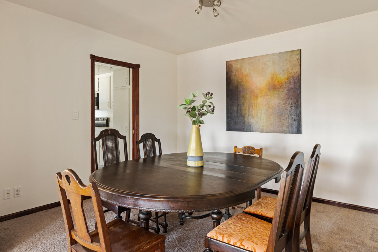 1325 Valley View Rd #304 Glendale Condo for Sale Tracy Do Real Estate