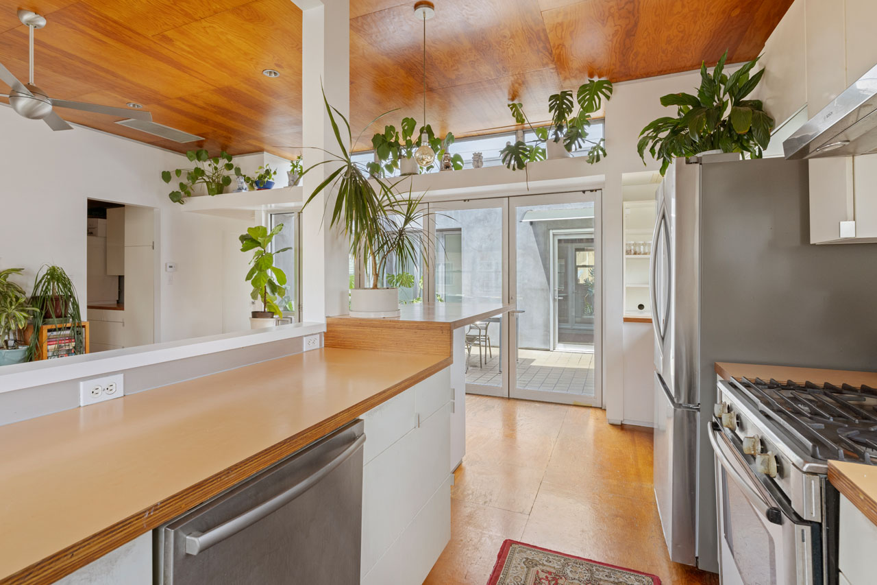 977 Chung King Rd Chinatown Mixed-use commercial property for sale Tracy Do Real Estate