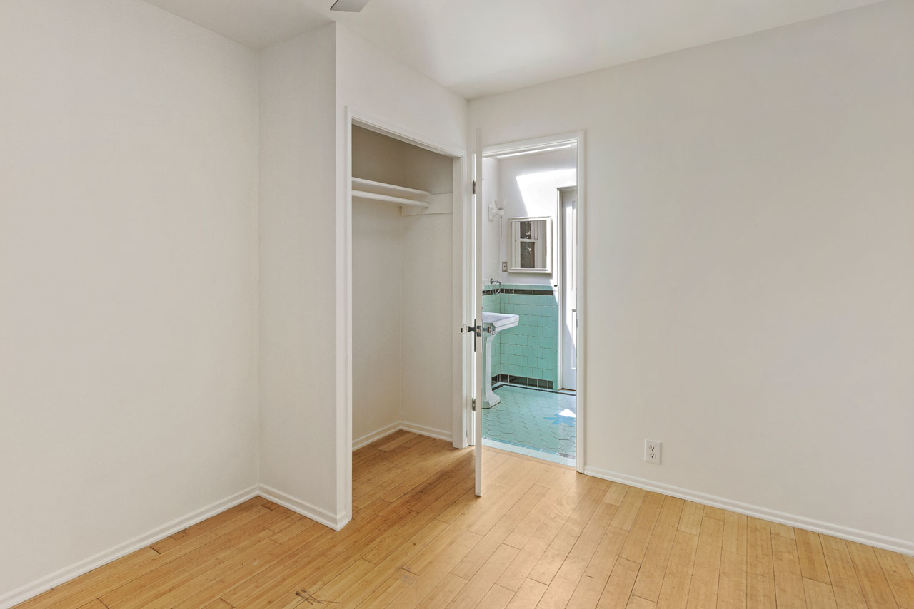 1448 Angelus Ave Silver Lake Bungalow home for lease Tracy Do Real Estate