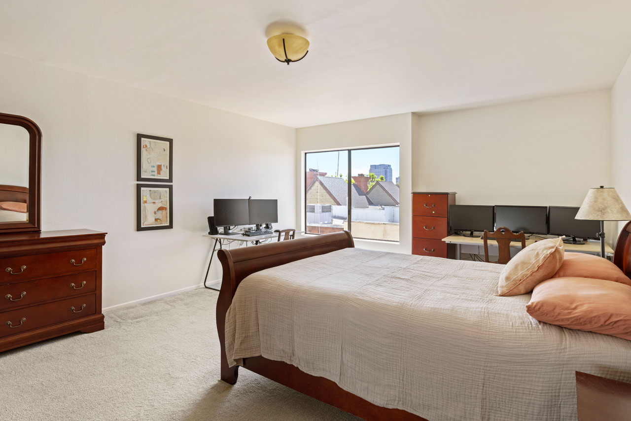 1325 Valley View Rd #304 Glendale Condo for Sale Tracy Do Real Estate