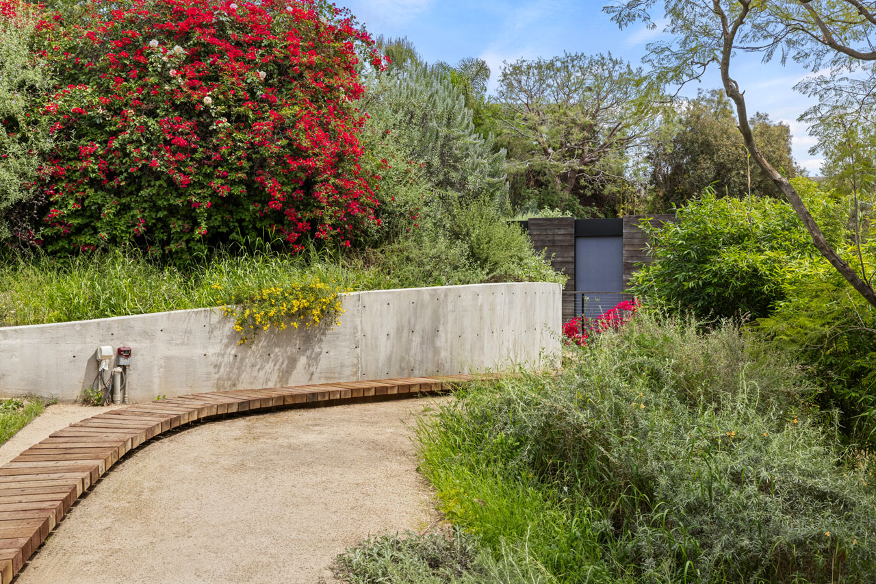 1664 N Benton Way 90026 Silver Lake ADU Home for Lease