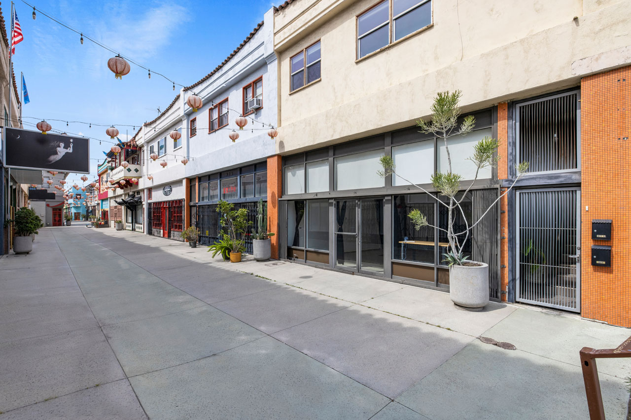 977 Chung King Rd Chinatown Mixed-use commercial property for sale Tracy Do Real Estate