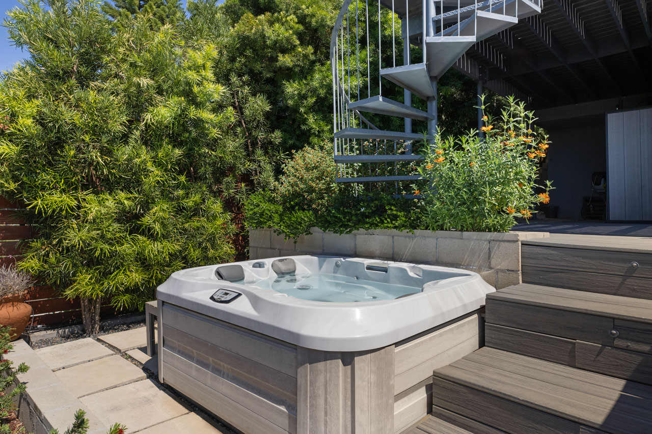 523 Marie Ave Highland Park mid-century modern style home for sale Tracy Do Real Estate