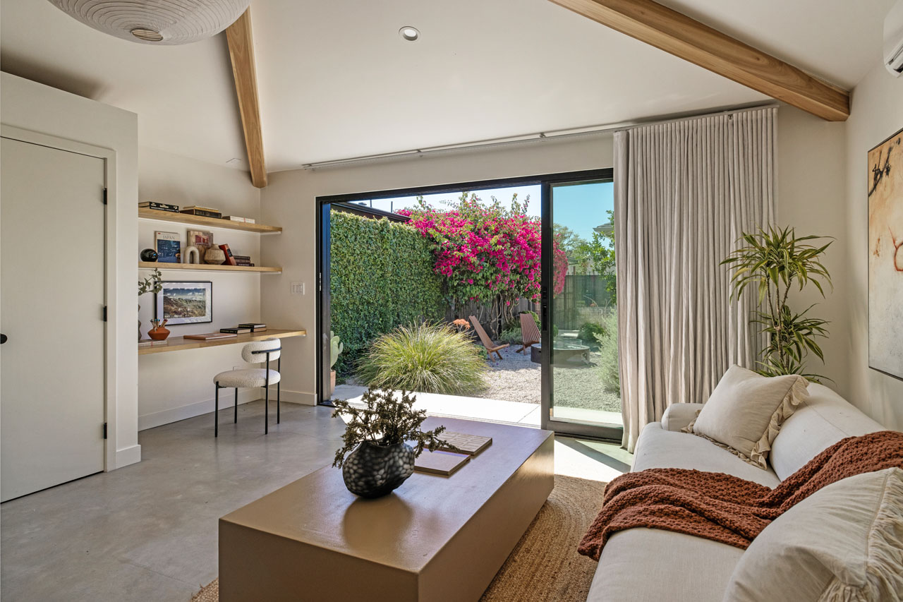 3712 S Muirfield Rd Crenshaw Manor home for Sale Tracy Do Real Estate