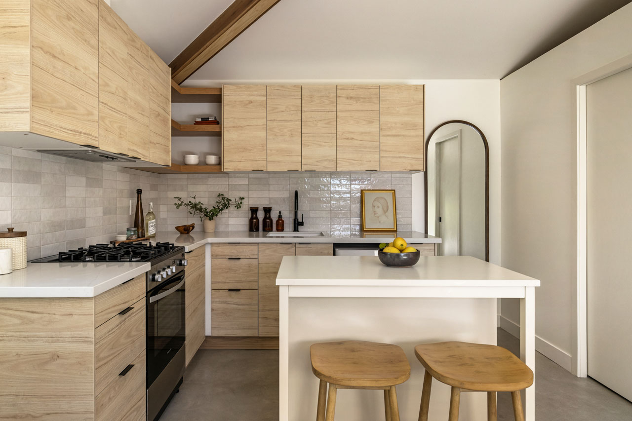 3712 S Muirfield Rd Crenshaw Manor home for Sale Tracy Do Real Estate