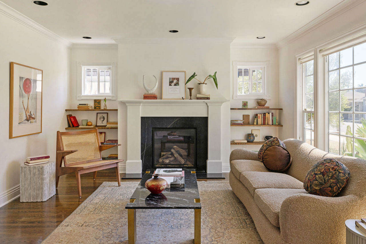 3712 S Muirfield Rd Crenshaw Manor home for Sale Tracy Do Real Estate