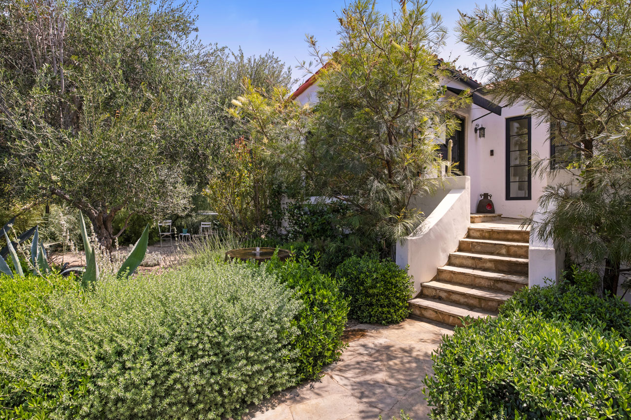 2168 Princeton Ave Echo Park Spanish Style home for sale Tracy Do Real Estate