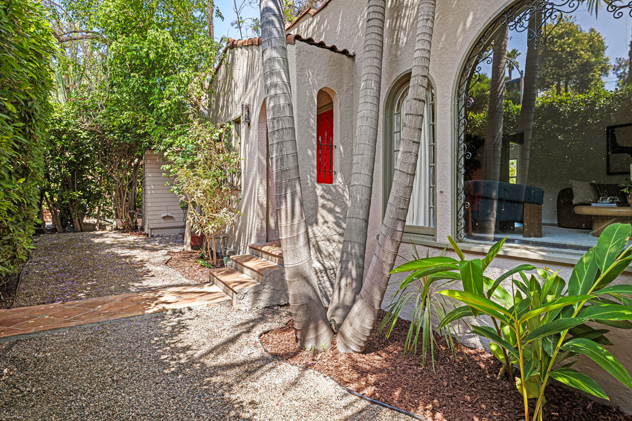 830 & 832 Robinson St Silver Lake Home for Sale Tracy Do Real Estate