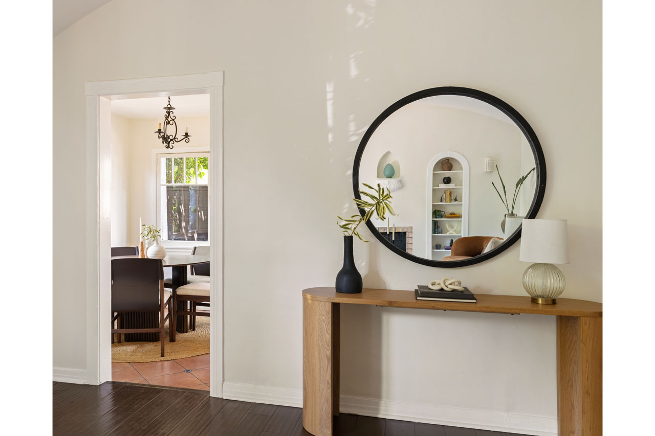 830 & 832 Robinson St Silver Lake Home for Sale Tracy Do Real Estate