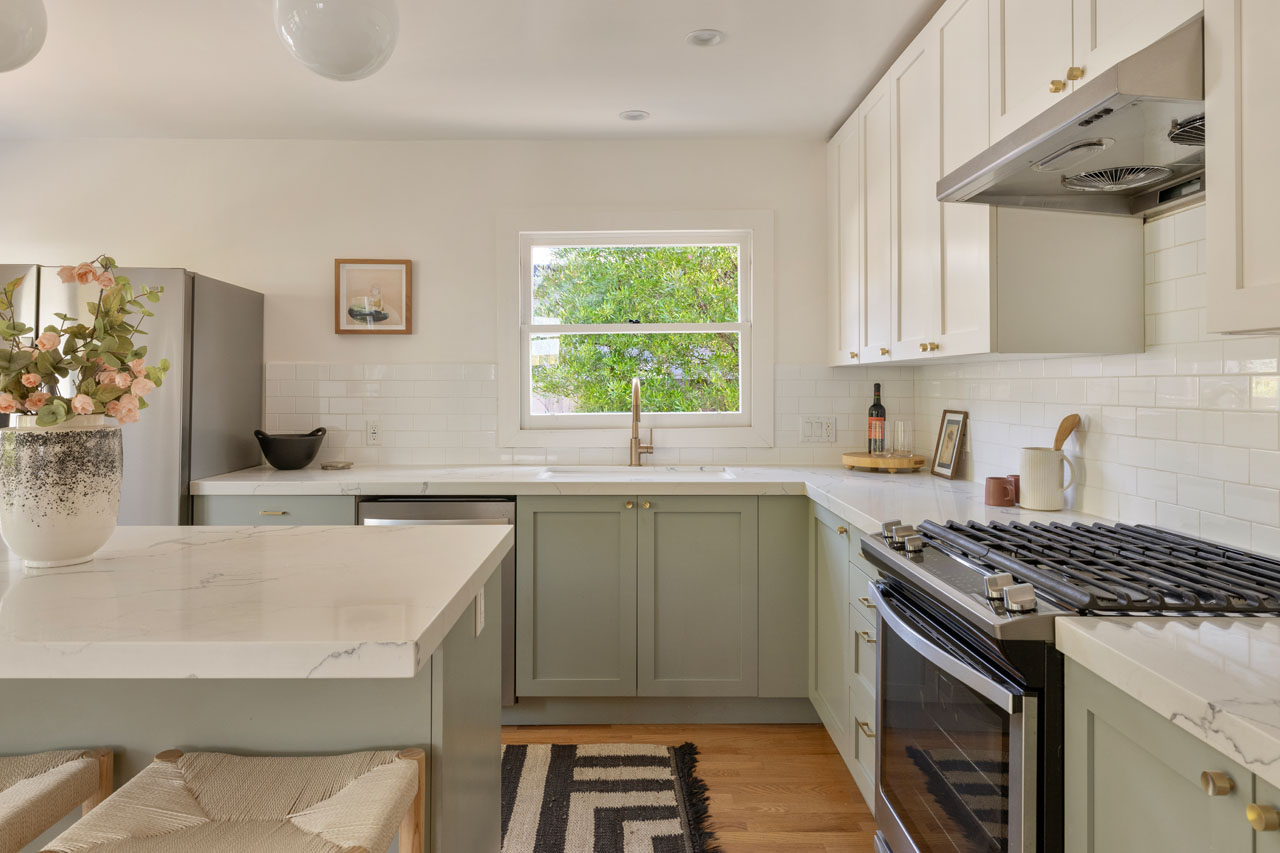 2938 Virginia Rd West Adams home for Sale Tracy Do Real Estate