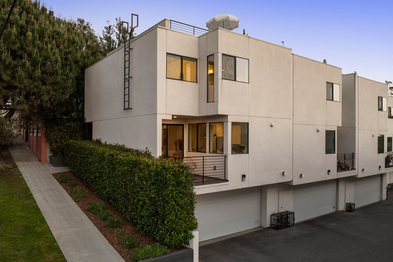 2152 Clifford St Echo Park Contemporary Small Lot Home for Sale Tracy Do Real Estate