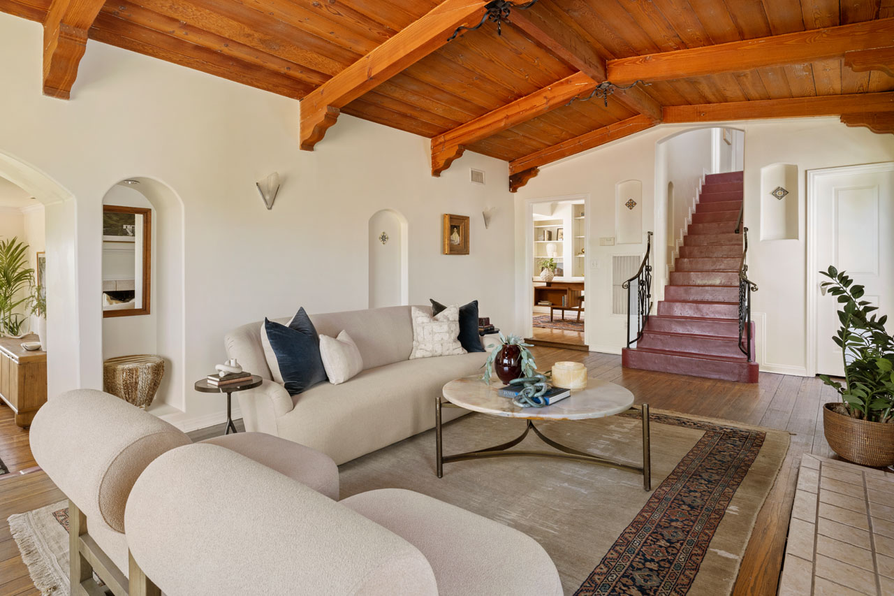 3700 & 3702 Arbolada Rd Los Feliz Spanish Duplex for Sale Tracy Do Real Estate