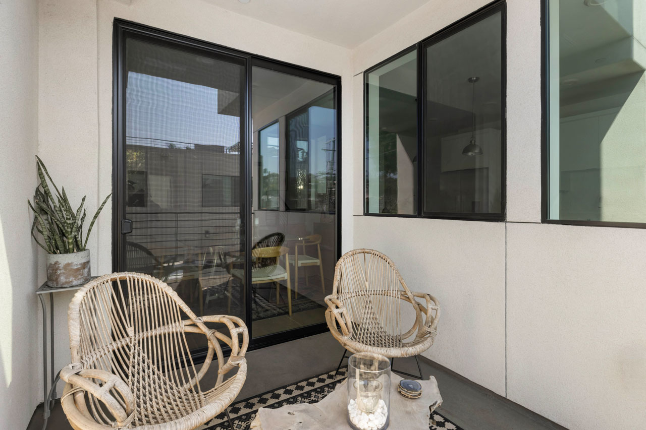 2152 Clifford St Echo Park Contemporary Small Lot Home for Sale Tracy Do Real Estate
