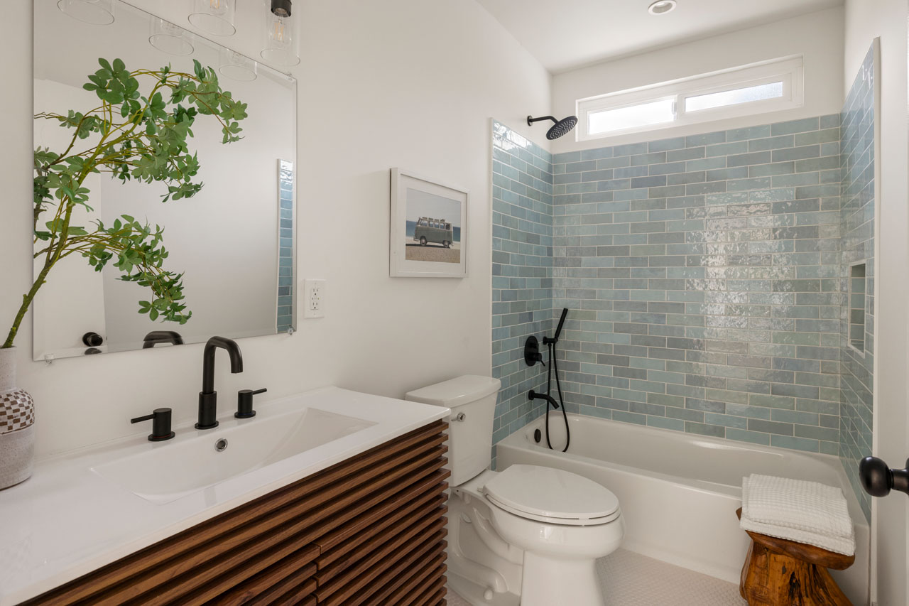 3324 Merced St Cypress Park Home for Sale Tracy Do Real Estate