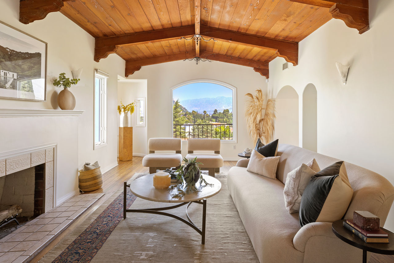 3700 & 3702 Arbolada Rd Los Feliz Spanish Duplex for Sale Tracy Do Real Estate
