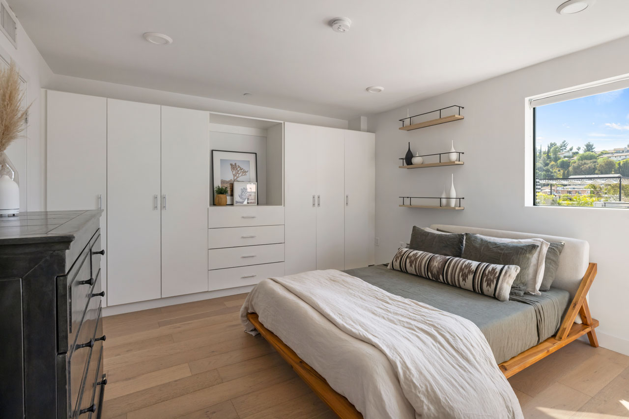 2152 Clifford St Echo Park Contemporary Small Lot Home for Sale Tracy Do Real Estate