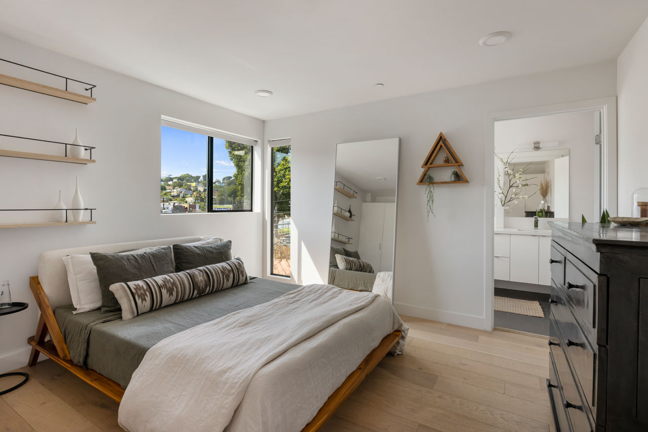 2152 Clifford St Echo Park Contemporary Small Lot Home for Sale Tracy Do Real Estate