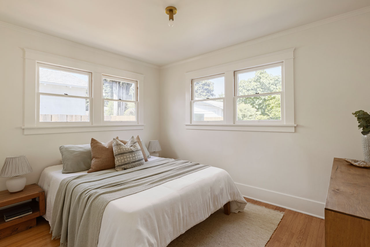 2938 Virginia Rd West Adams home for Sale Tracy Do Real Estate