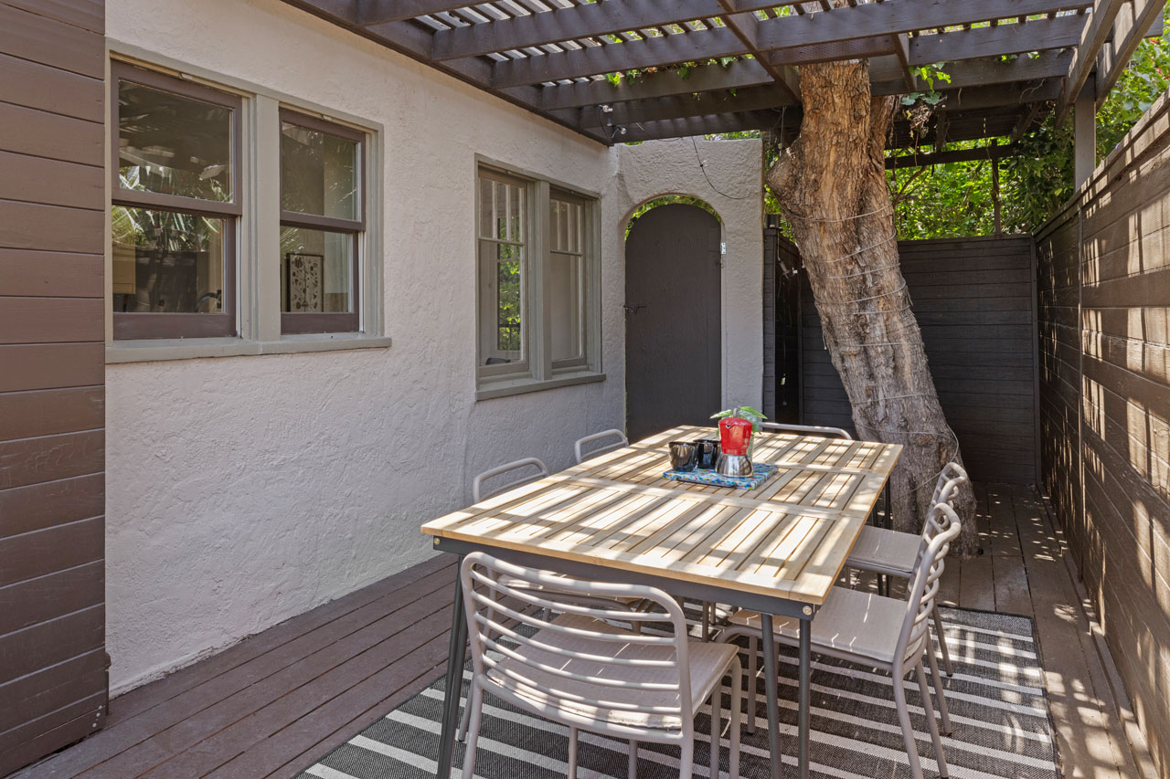 830 & 832 Robinson St Silver Lake Home for Sale Tracy Do Real Estate