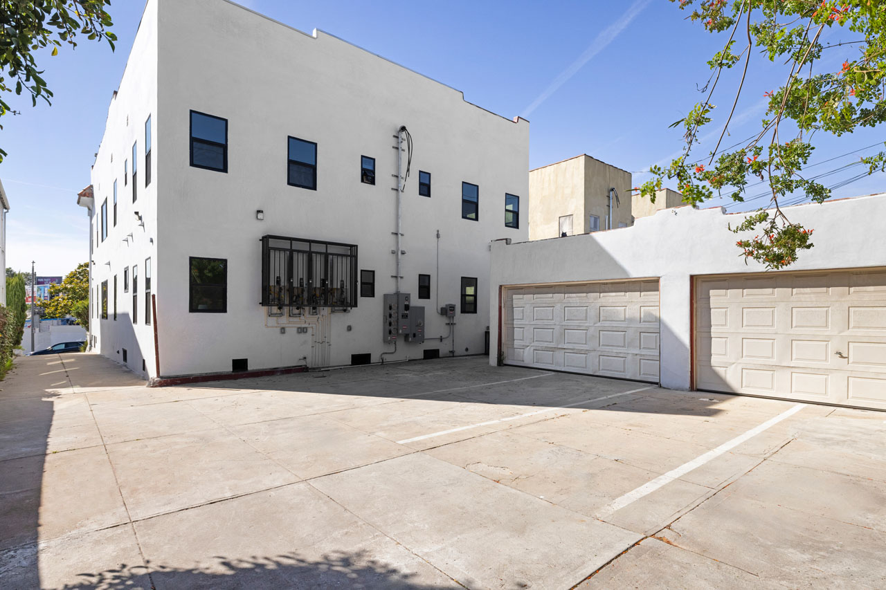 1294 S Citrus Ave TIC tenants-in-common home for sale Tracy Do Real Estate