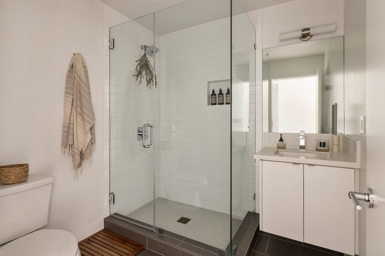 2152 Clifford St Echo Park Contemporary Small Lot Home for Sale Tracy Do Real Estate