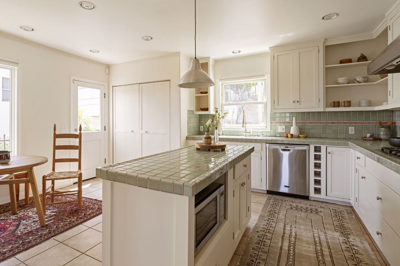 3700 & 3702 Arbolada Rd Los Feliz Spanish Duplex for Sale Tracy Do Real Estate