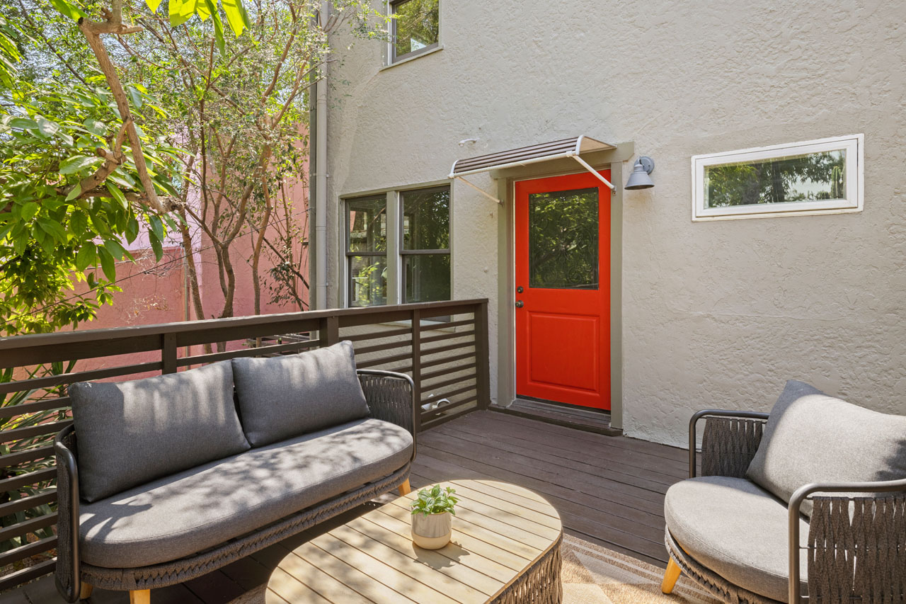 830 & 832 Robinson St Silver Lake Home for Sale Tracy Do Real Estate