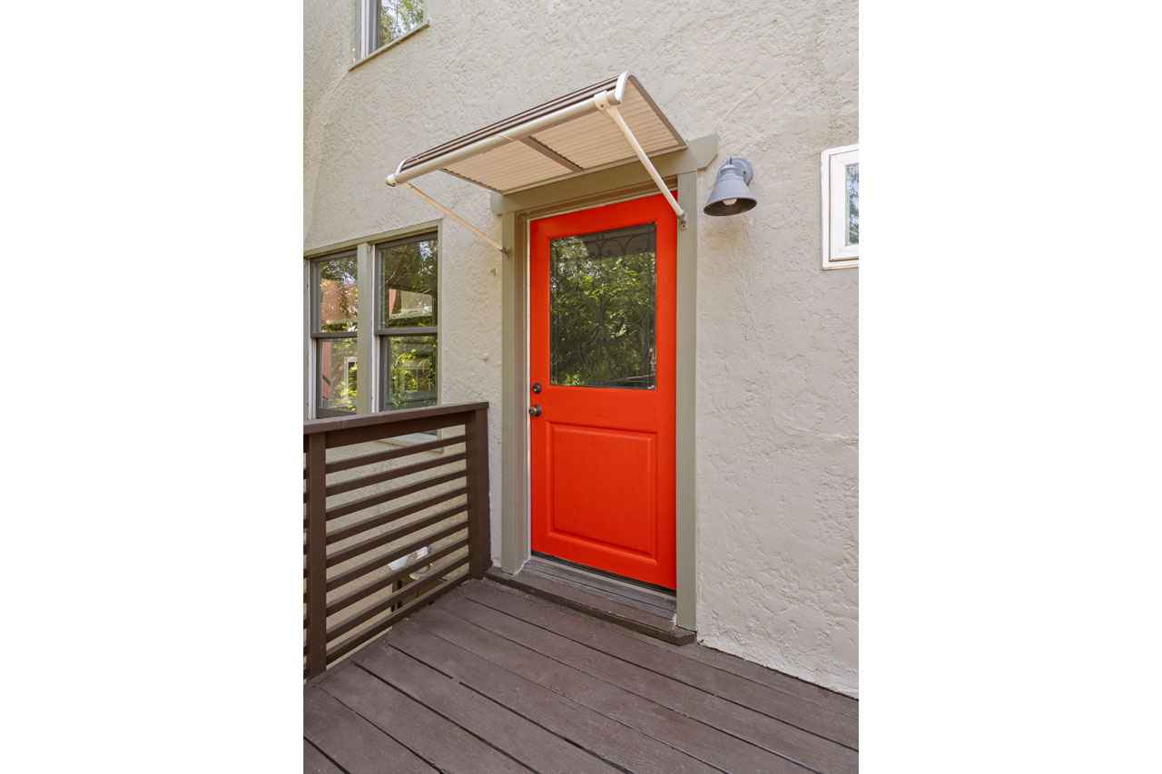 830 & 832 Robinson St Silver Lake Home for Sale Tracy Do Real Estate