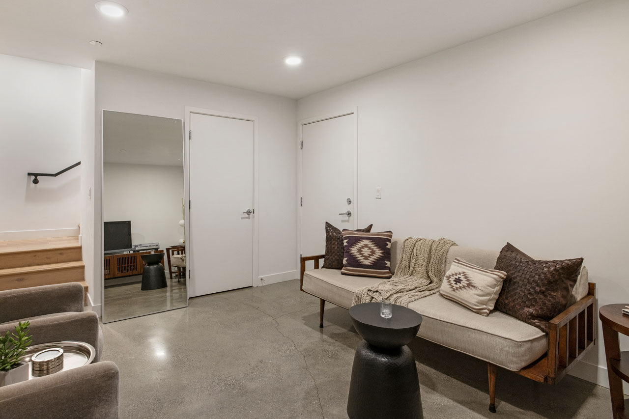 2152 Clifford St Echo Park Contemporary Small Lot Home for Sale Tracy Do Real Estate