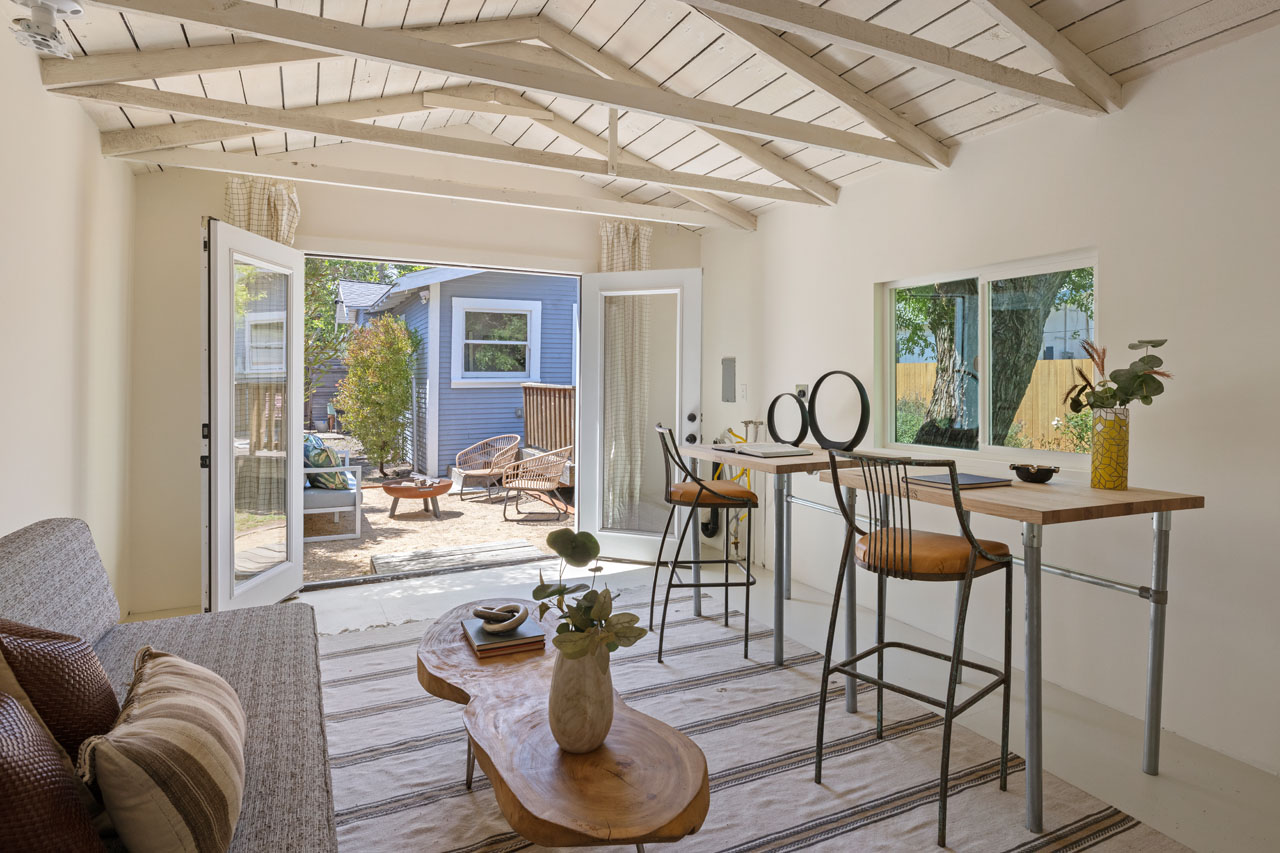 2938 Virginia Rd West Adams home for Sale Tracy Do Real Estate