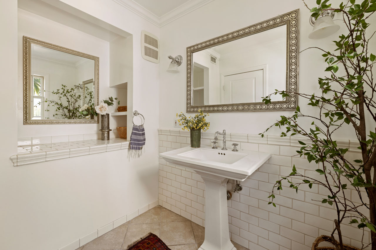 3700 & 3702 Arbolada Rd Los Feliz Spanish Duplex for Sale Tracy Do Real Estate