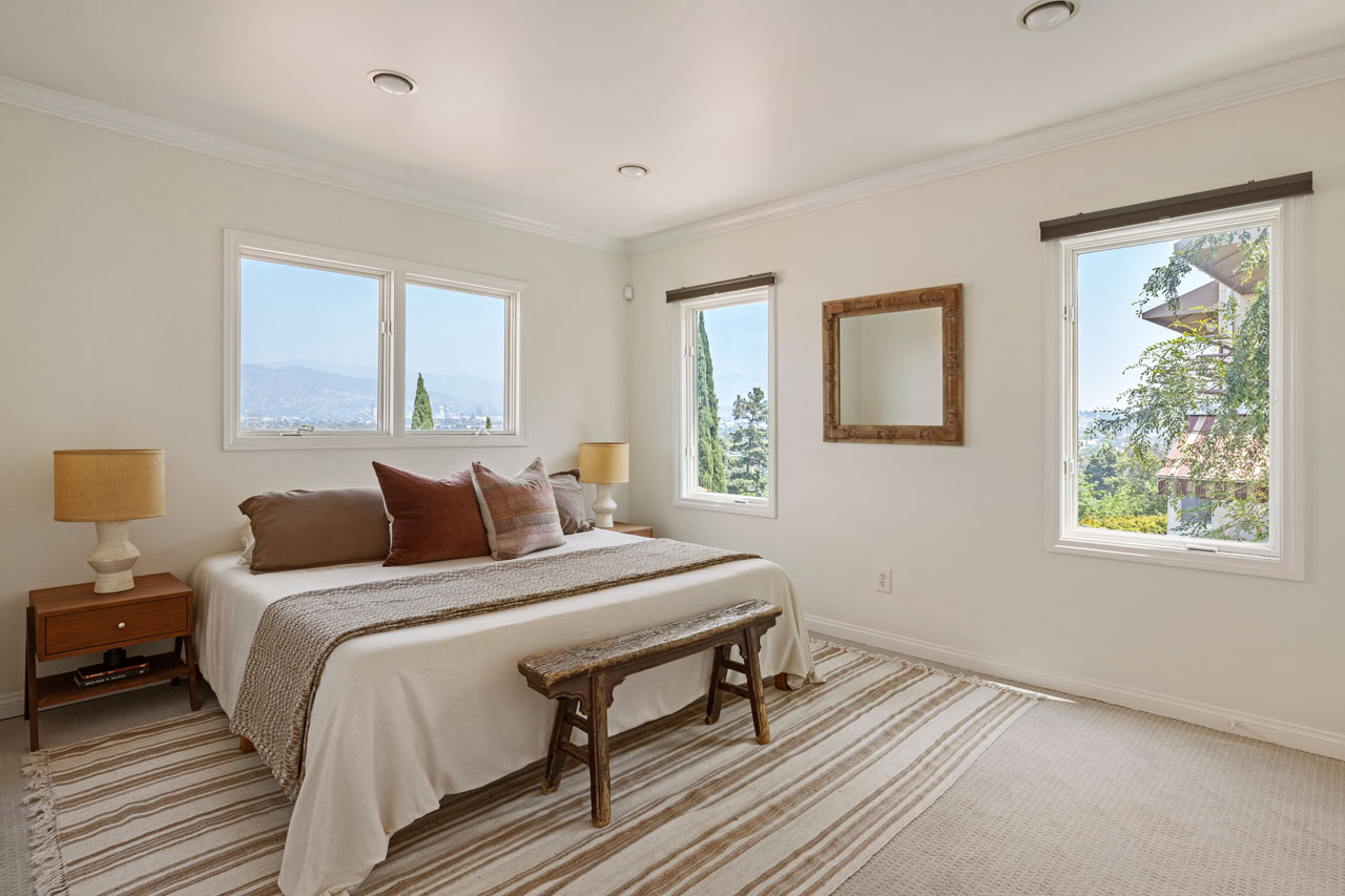 3700 & 3702 Arbolada Rd Los Feliz Spanish Duplex for Sale Tracy Do Real Estate